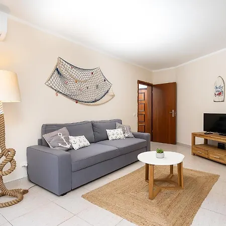 Ocean Beachfront By Real Life Concierge Apartamento Portimão
