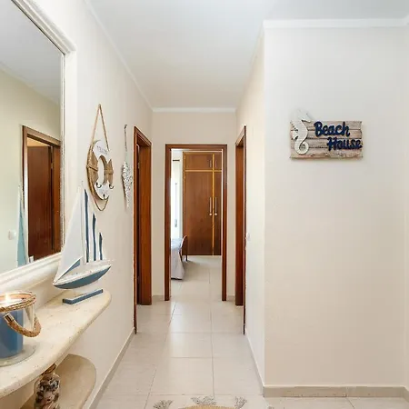 Ocean Beachfront By Real Life Concierge * Portimão